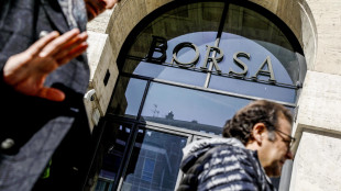 Borsa: Milano pesante (-2,58%), in rosso Prysmian e banche
