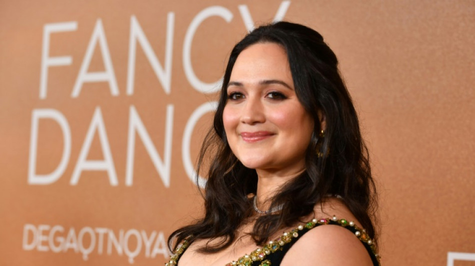 'Genoc&iacute;dio' dos povos origin&aacute;rios nos EUA 'continua', denuncia atriz Lily Gladstone