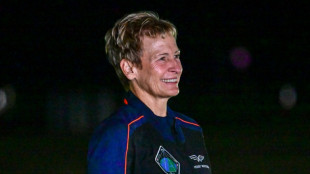 La nave espacial con astronautas de India, Polonia y Hungría se acopla a la EEI