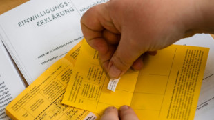 Polizei durchsucht 70 Wohnungen in Nordrhein-Westfalen wegen Impfpassf&auml;lschung