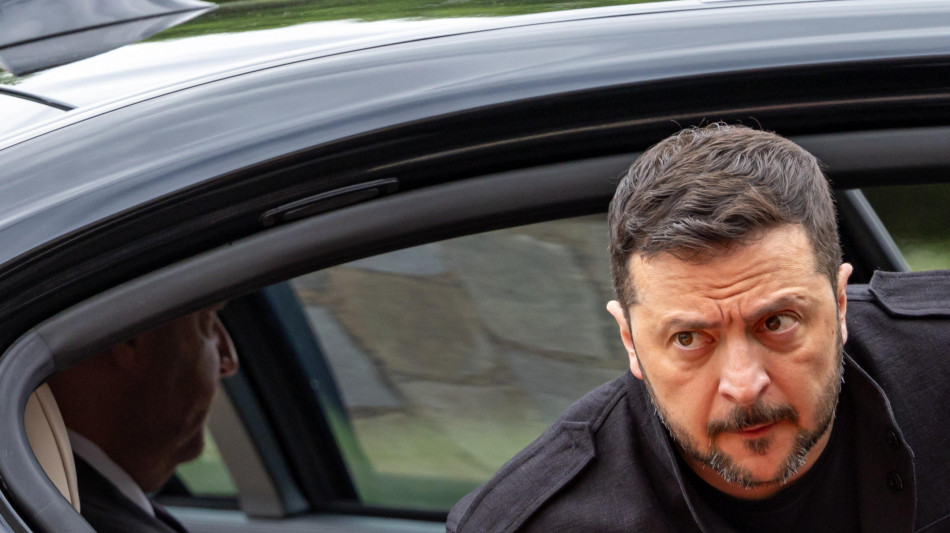 Zelensky, pronti a colloqui con Mosca in qualsiasi formato