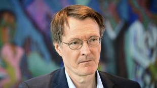 Lauterbach verteidigt Cannabis-Teillegalisierung - Union k&uuml;ndigt Abschaffung an