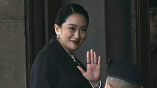 Corte Constitucional da Tail&acirc;ndia destitui primeira-ministra