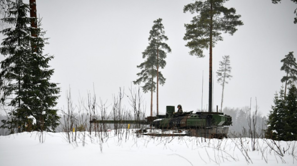 Ukraine: Macron va voir Poutine, en qu&ecirc;te de d&eacute;sescalade 