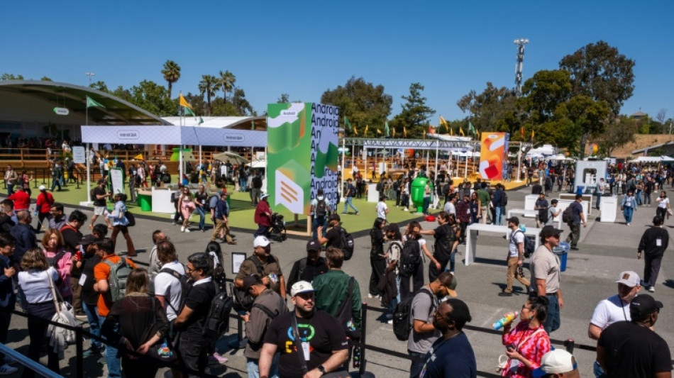 Google incorpora anuncios a b&uacute;squedas con IA en su lucha contra ChatGPT