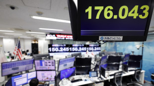 Borsa: Tokyo, apertura in ribasso (-0,32%)