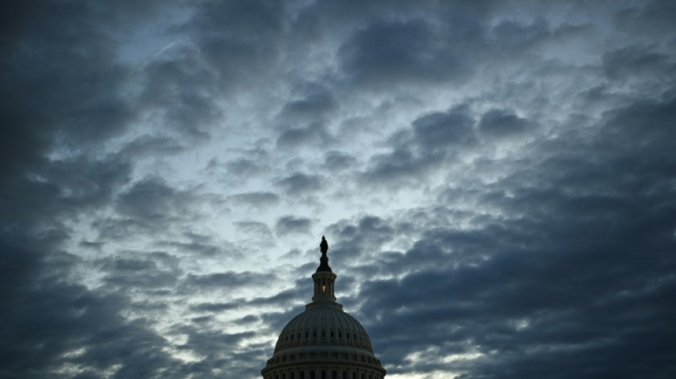 Congresso dos EUA adota resolu&ccedil;&atilde;o or&ccedil;ament&aacute;ria que facilita agenda de Trump
