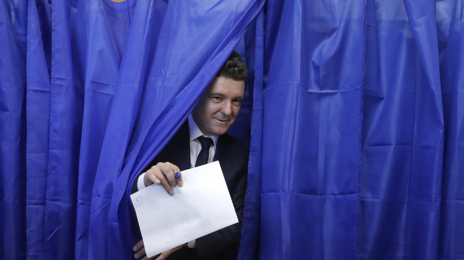 Romania, Dan al ballottaggio delle presidenziali contro Simion