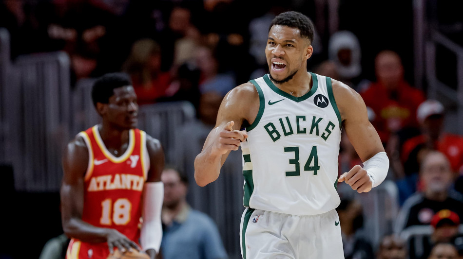 Play off Nba: Indiana elimina Milwaukee, rissa sfiorata in campo