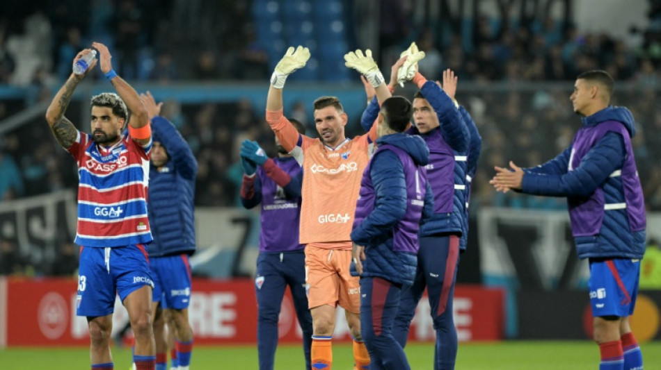 Fortaleza perde para Racing na Argentina, mas vai às oitavas da Libertadores