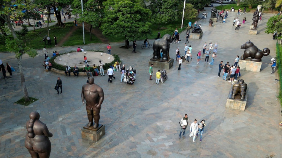 Medell&iacute;n, destino de los "Passport Bros" en busca de sexo y mujeres "d&oacute;ciles"