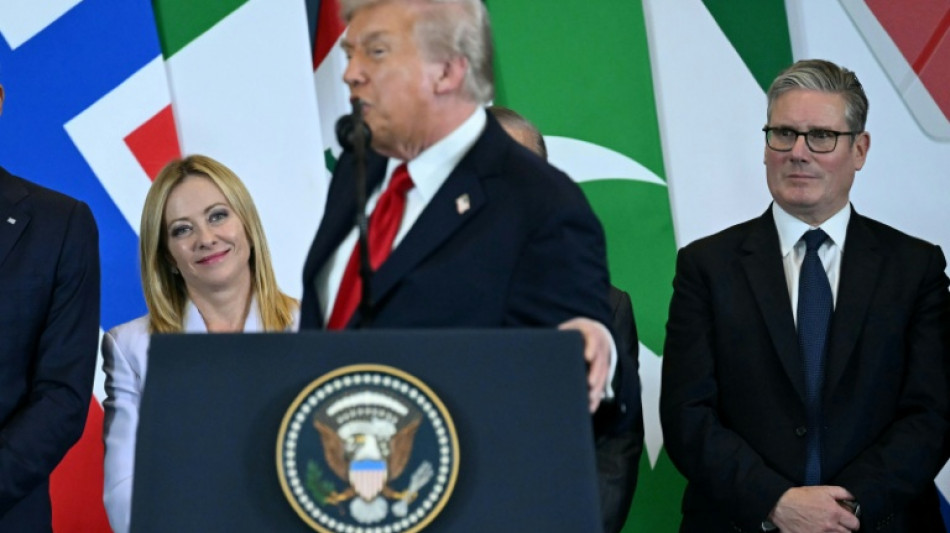 "Sie ist eine sch&ouml;ne junge Frau": Trump lobt Meloni bei Gaza-Gipfel f&uuml;r ihr &Auml;u&szlig;eres