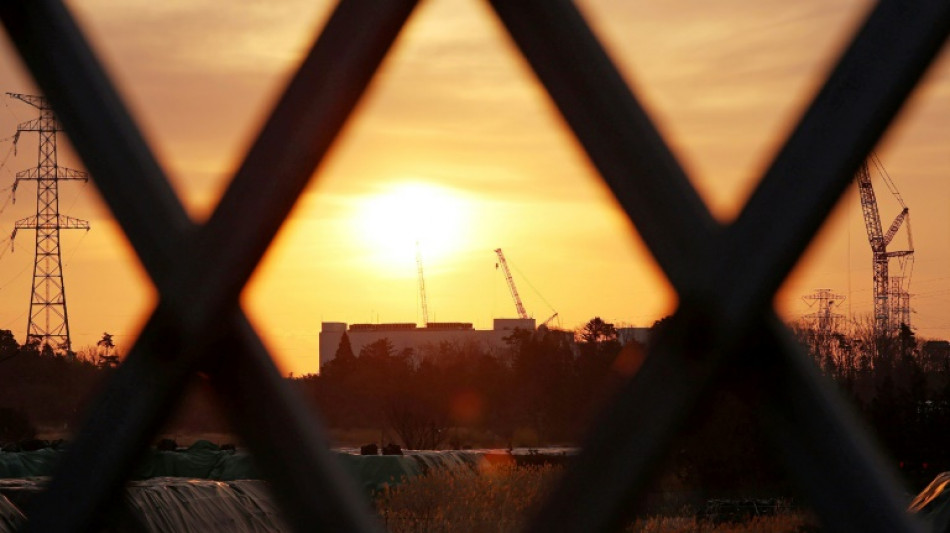 Japón alarga la vida de sus centrales nucleares 