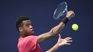 Alcaraz arranca en Pek&iacute;n con triunfo ante Mpetshi Perricard