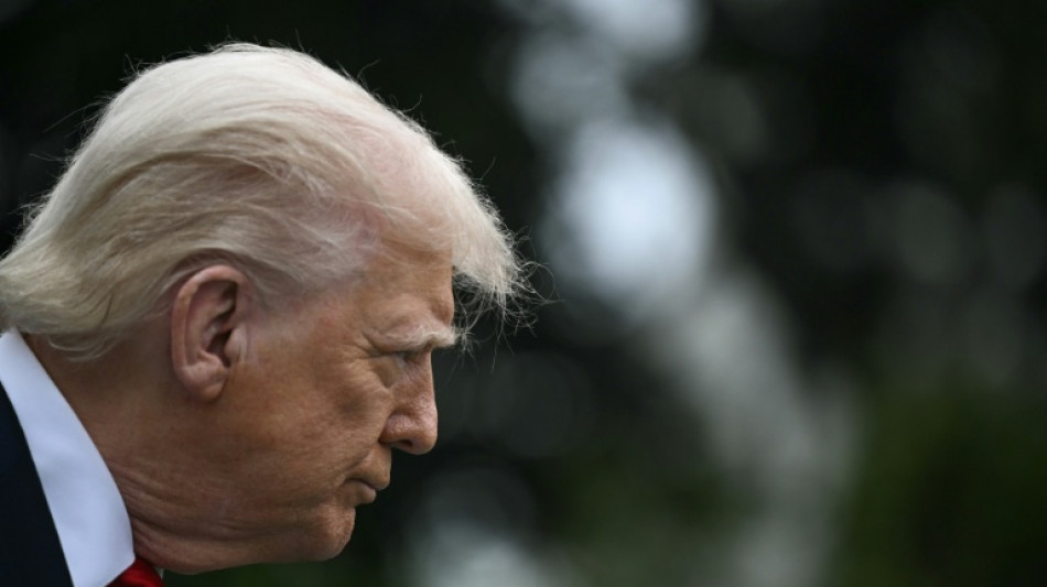 Trump's popularity with US voters slumps in opinion polls