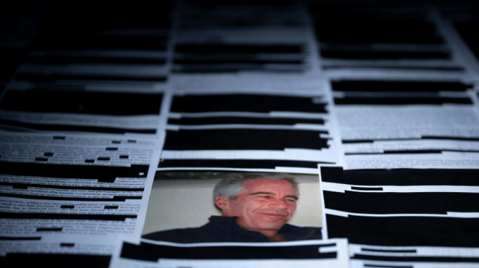 EUA divulga novos documentos sobre Epstein com acusa&ccedil;&otilde;es contra Trump