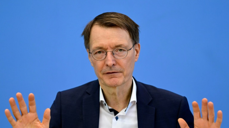 Lauterbach fordert Empfehlungen zu vierter Corona-Impfung f&uuml;r alle Altersgruppen