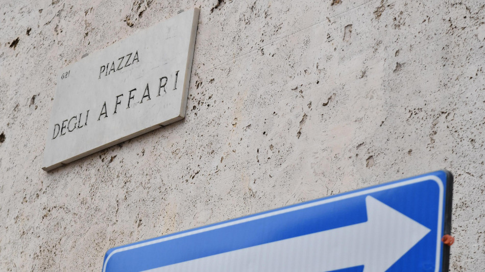 Borsa: Europa bene intonata grazie alla schiarita sui dazi