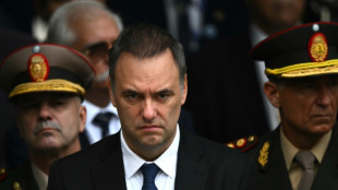 Confiss&atilde;o de ministro de que ocultou dinheiro gera como&ccedil;&atilde;o pol&iacute;tica na Argentina