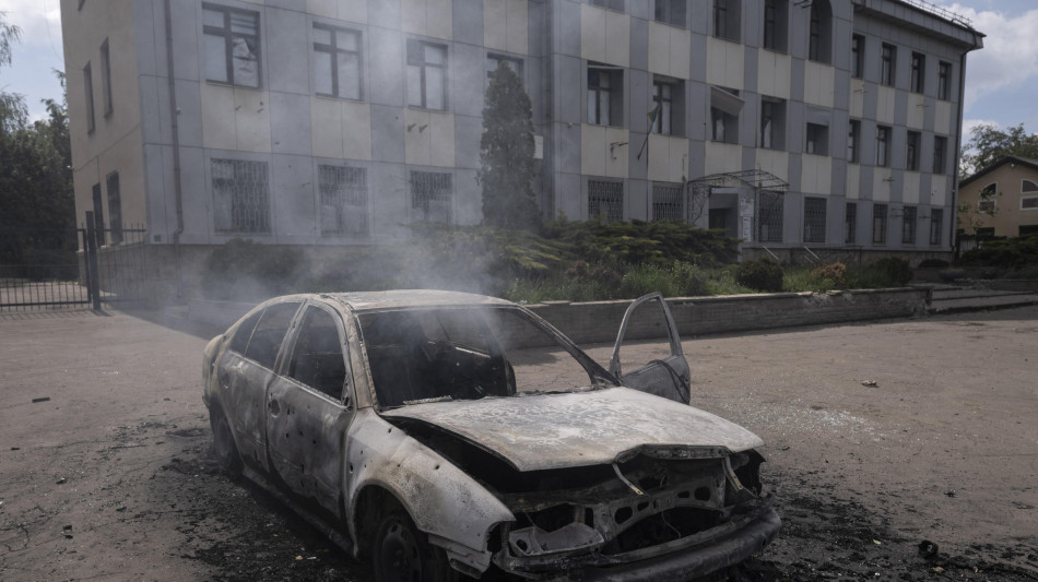 Kiev, almeno tre morti e due feriti per i raid russi nel Donetsk