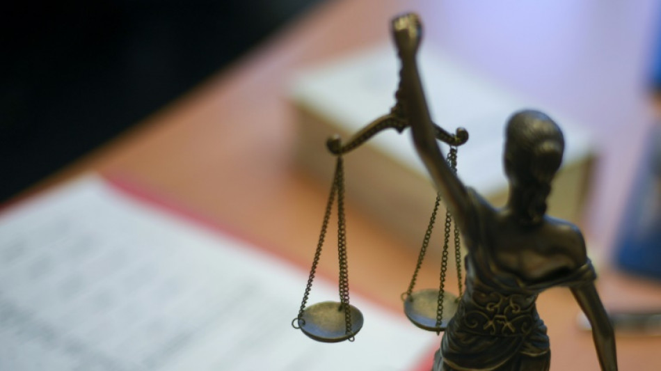 Jugendliche in Baden-W&uuml;rttemberg wegen gewerbsm&auml;&szlig;iger Geldf&auml;lschung angeklagt
