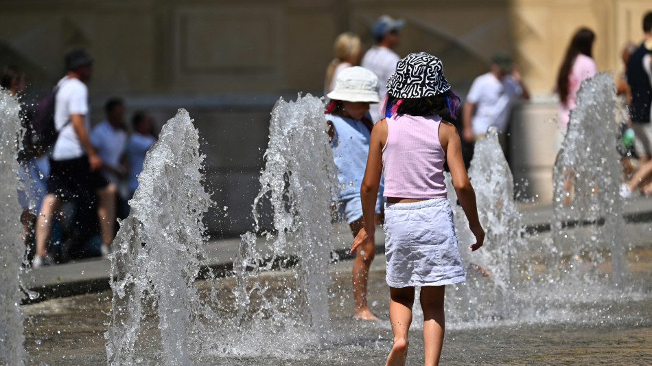 Impennata di caldo, domani 13 citt&agrave; bollino rosso e 10 arancione
