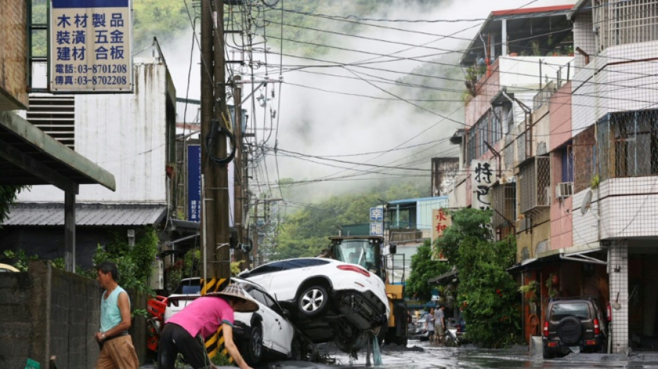 Le typhon Ragasa s'abat sur le sud de la Chine, apr&egrave;s avoir fait 15 morts &agrave; Ta&iuml;wan