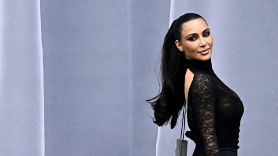 Le proc&egrave;s du retentissant braquage de Kim Kardashian en 2016 s'ouvre &agrave; Paris