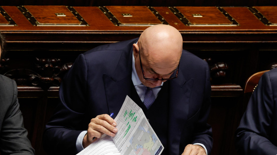 Crosetto, 250 nostri militari evacuati in Arabia Saudita da altri Paesi