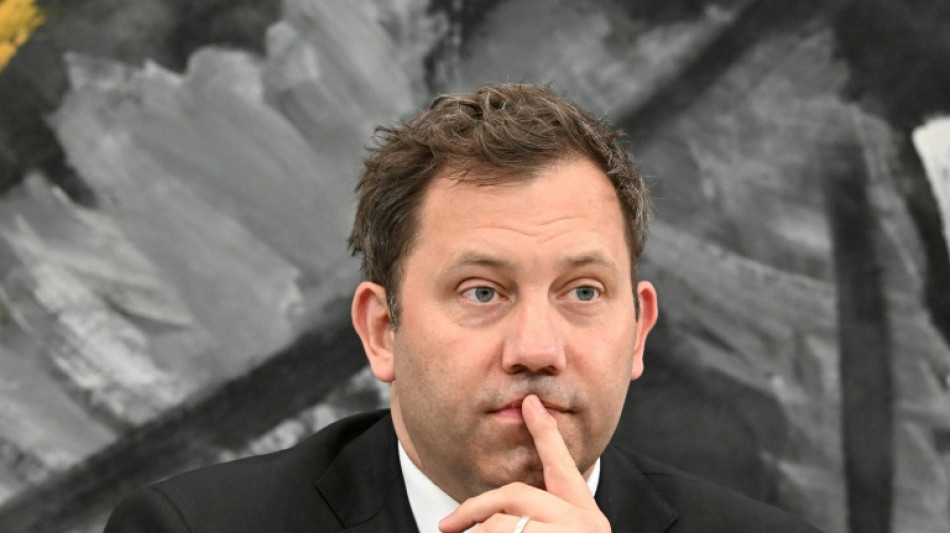 Klingbeil plant umfassende Steuerentlastungen für Unternehmen auf den Weg