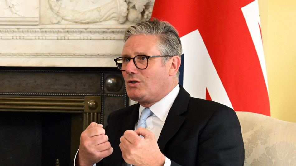 Incendio doloso a ex domicilio di Starmer, un arresto a Londra