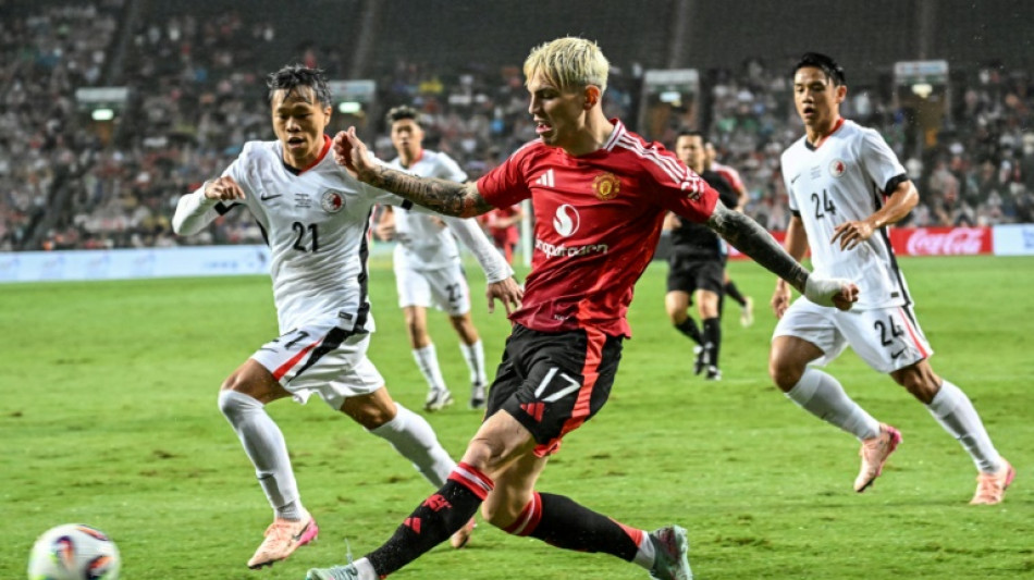 Garnacho arrives at Chelsea as &pound;40 m move from Man Utd moves closer