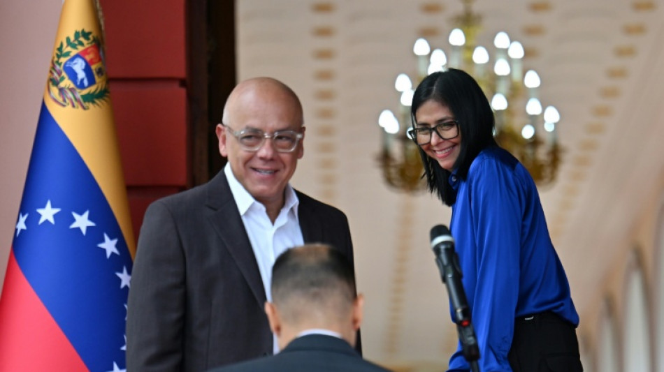 Presidenta interina anuncia "nuevo momento" en Venezuela mientras excarcela presos pol&iacute;ticos