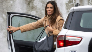 Escándalo de la "jueza de dios" amenaza juicio por muerte de Maradona