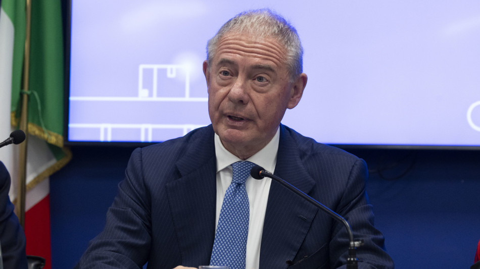 Urso, luned&igrave; incontro aziende interessate a investire a Taranto