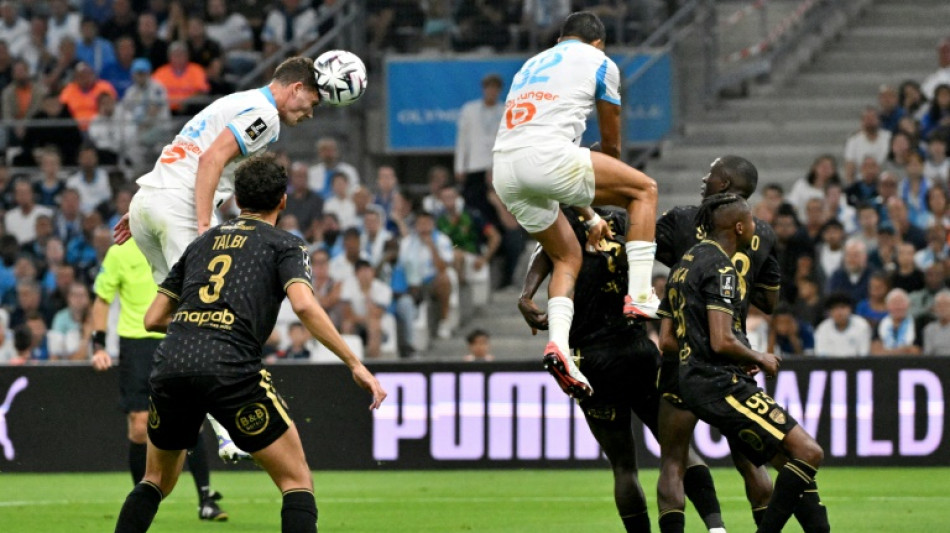 Olympique de Marselha goleia Lorient (4-0) antes de sua visita ao Real Madrid