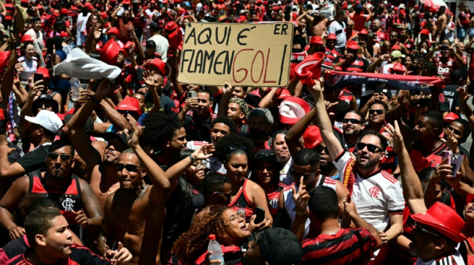 Flamengo é recebido com festa no Rio após conquista do tetra da Libertadores