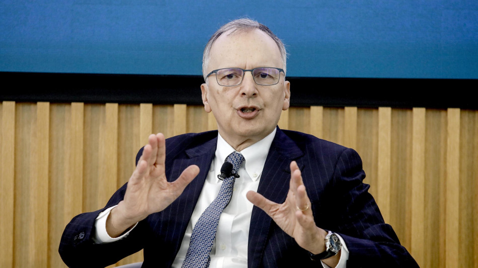 De Felice, 'evitato peggio, crescita Italia lenta ma resiliente'