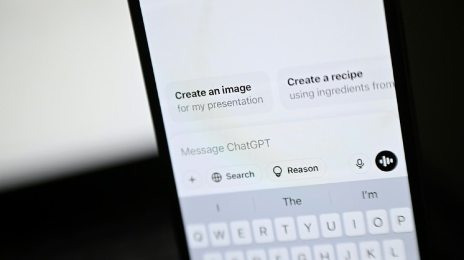 'Starter packs' e desenhos inspirados no Ghibli: imagens geradas por IA inundam as redes