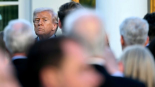 Una jueza bloquea temporalmente los despidos de la administraci&oacute;n Trump