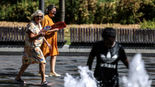 Una ola de calor tard&iacute;a sofoca el sur de Europa 
