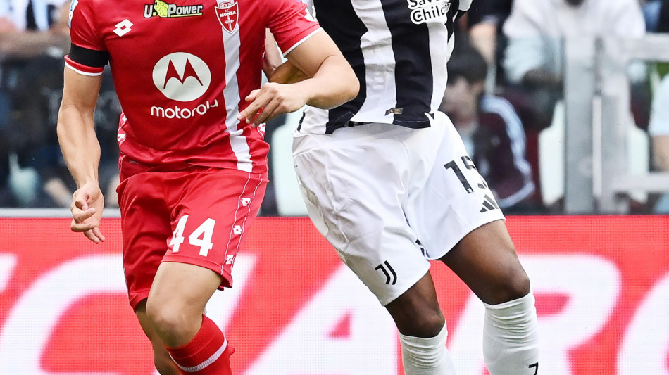 Calcio: giudice, due turni a Kalulu ed uno a 14 giocatori