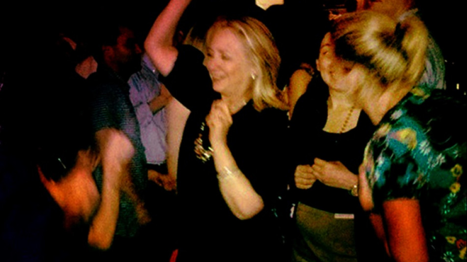 Ex-US-Au&szlig;enministerin Clinton springt Finnlands Regierungschefin zur Seite