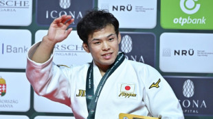 Nagayama and Scutto win gold at world judo champs