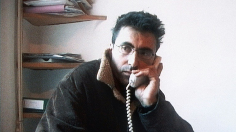 "El futuro tiene una historia" o el intento de un documentalista franc&eacute;s de reescribir la cr&oacute;nica de las FARC