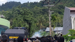 Indonesia police use water cannon against Papua protesters