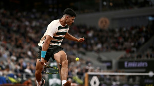 Alcaraz, Swiatek and Sabalenka in French Open semi-final hunt