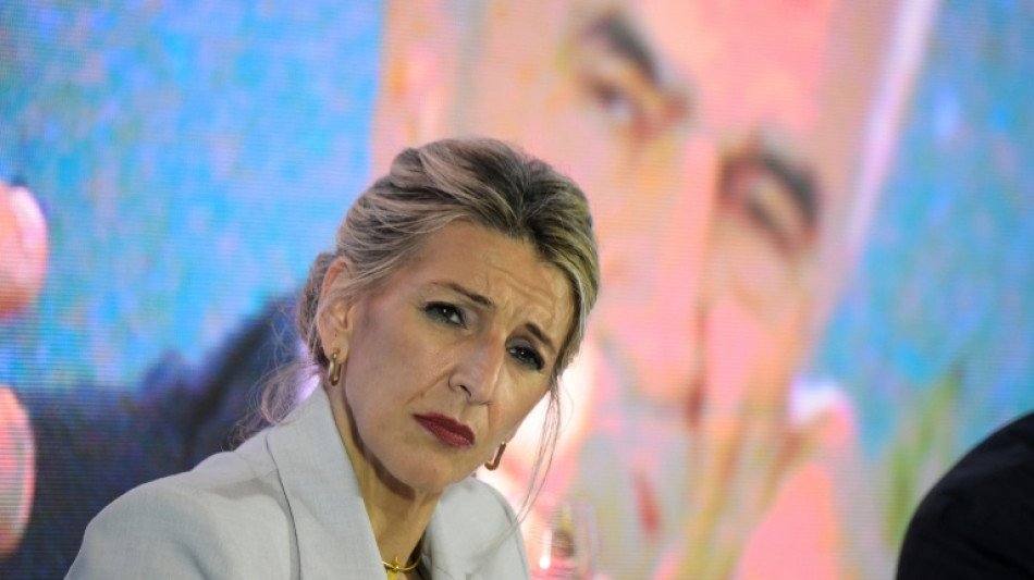 El Gobierno español pide "responsabilidad" a otros partidos para reducir la jornada laboral