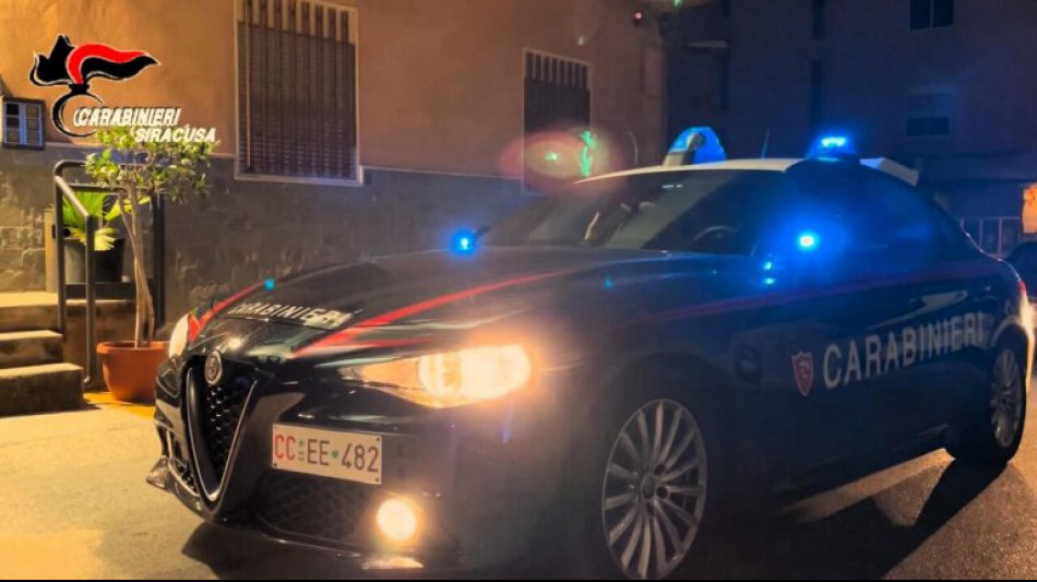 Lite in strada, morto diciassettenne nel Siracusano