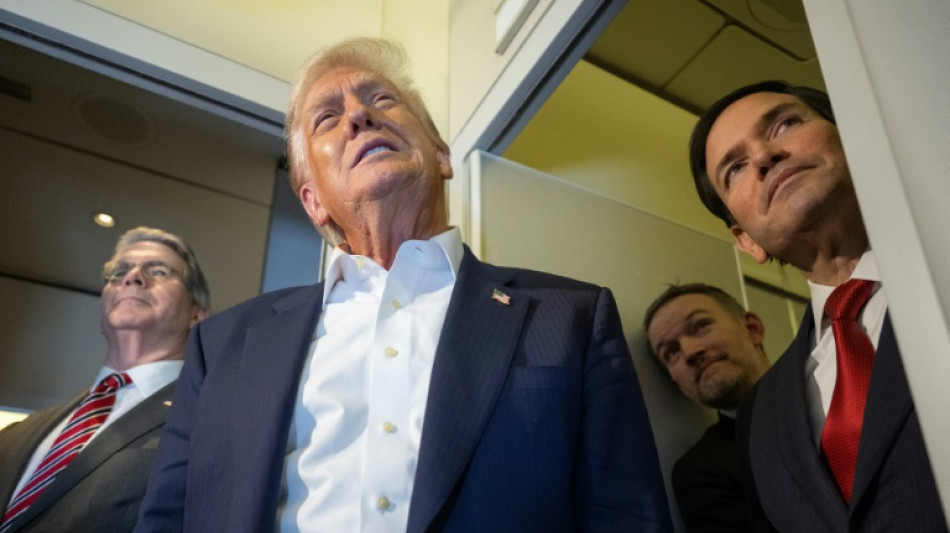 China cometi&oacute; "error" al restringir las tierras raras, dice jefe del Tesoro de EEUU